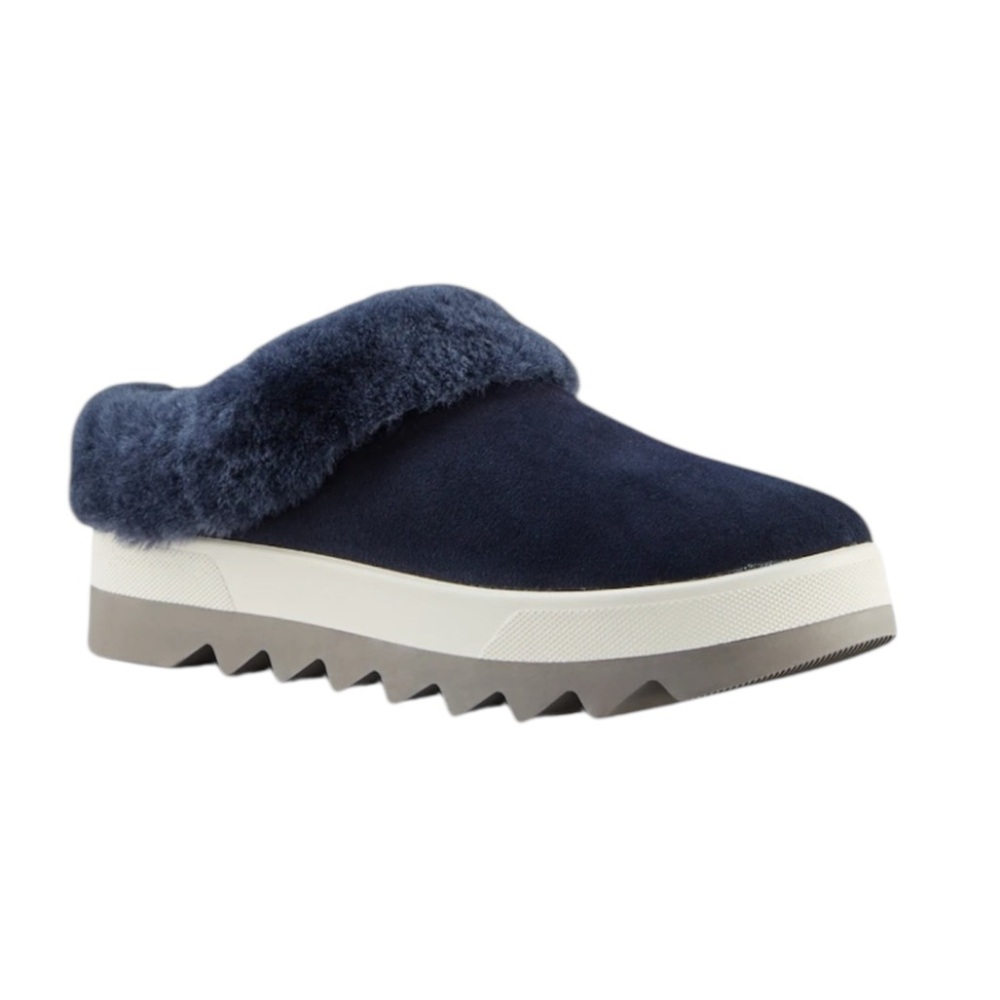 Cougar Pronya Leather Shearling Slipper